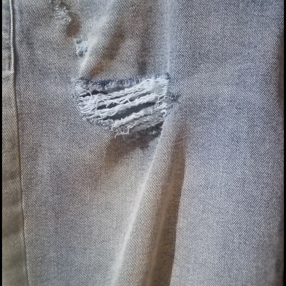 Distressed Shorts - Picture 5 of 16